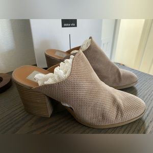 Dolce Vita Slip On Chunky Heels Sandals 9